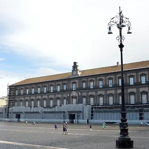 Relais Piazza Del Plebiscito Naples